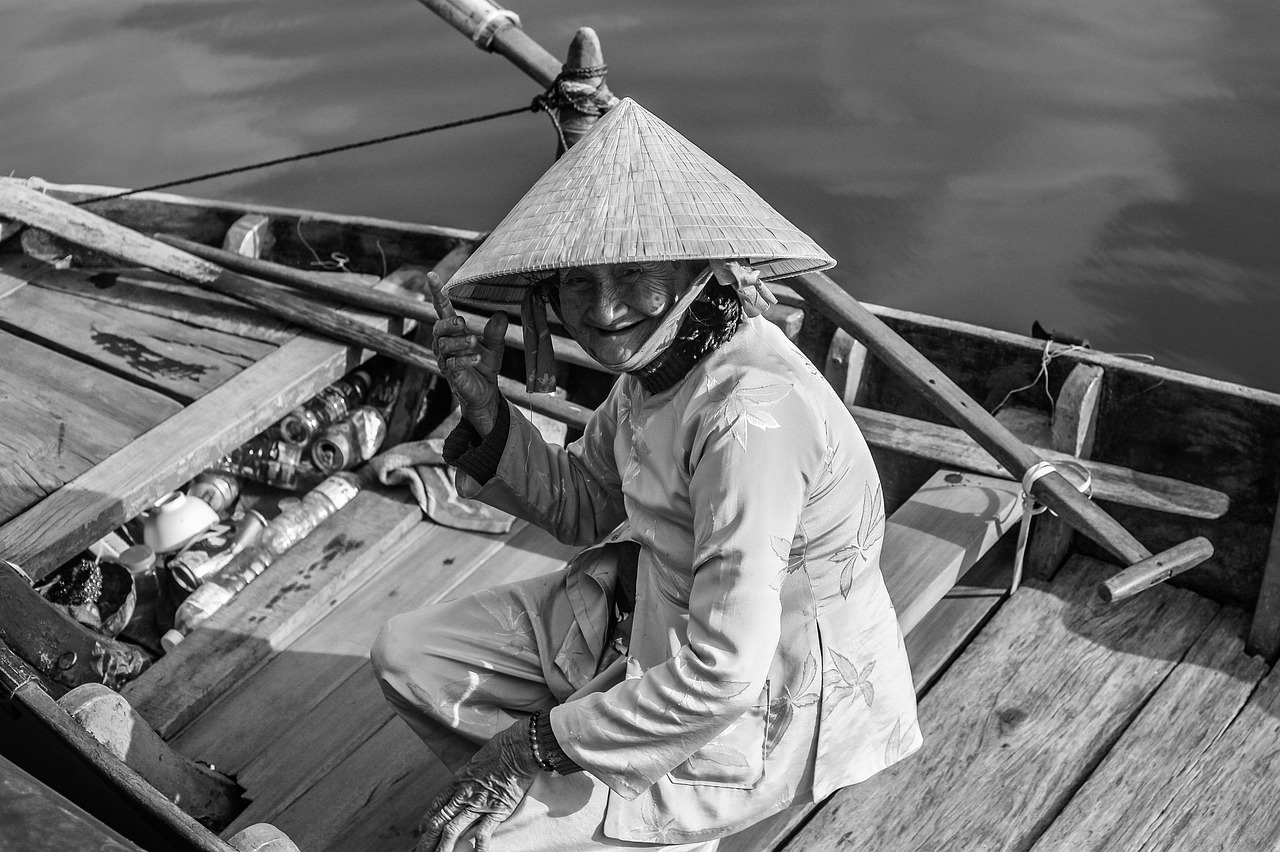 Fotografi Hitam Putih: Kekuatan Kontras dan Emosi
